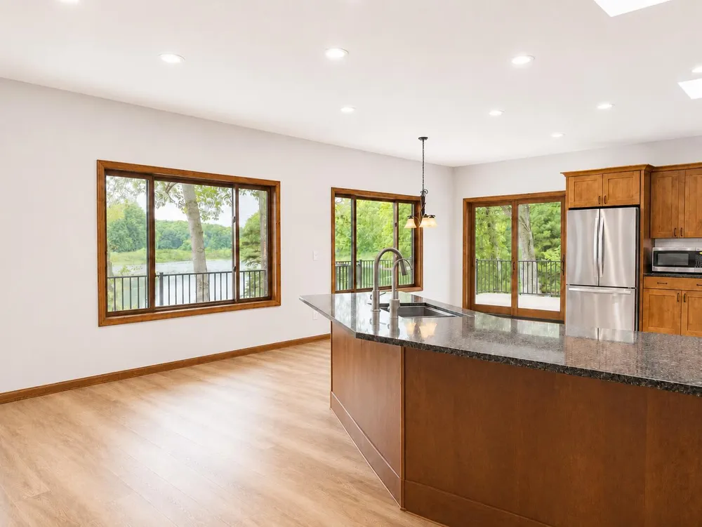 27661 Pine Lake Street Edwardsburg, MI 49112