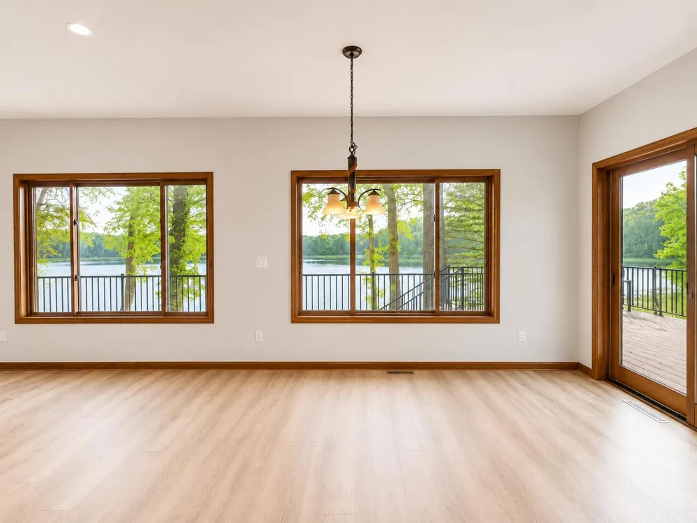 27661 Pine Lake Street Edwardsburg, MI 49112