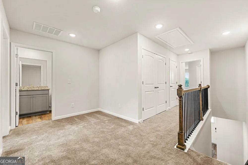 5228 MUNDY Grove LN Gainesville, GA 30504