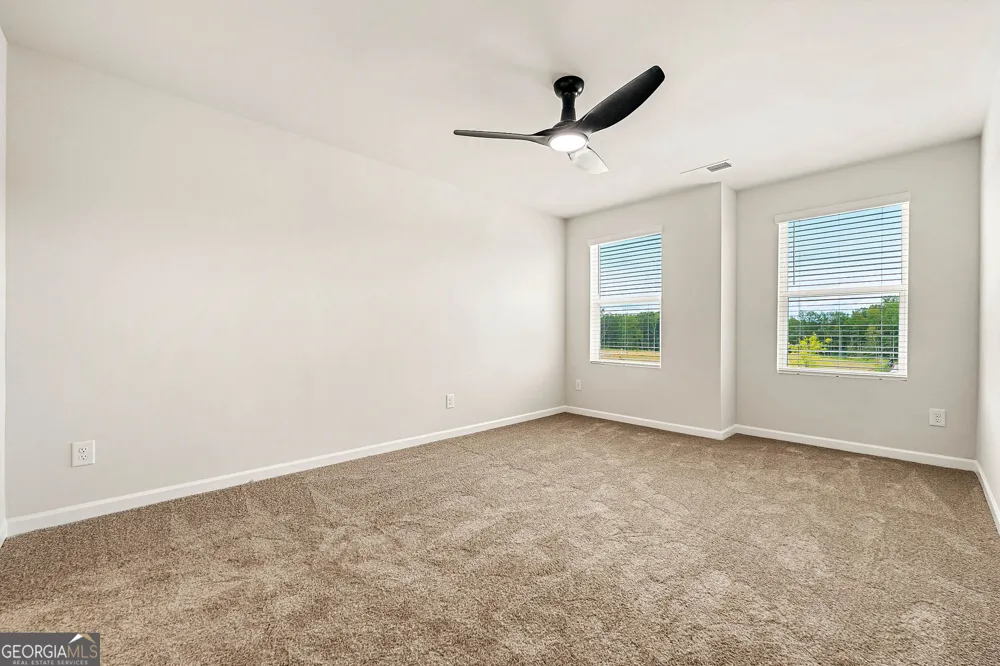 5228 MUNDY Grove LN Gainesville, GA 30504