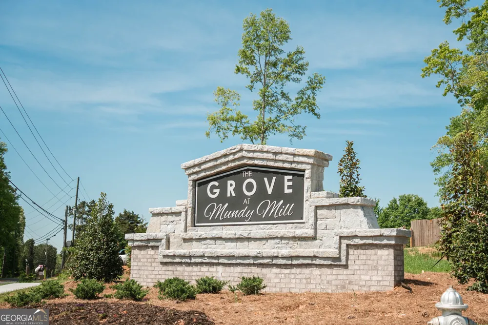 5228 MUNDY Grove LN Gainesville, GA 30504