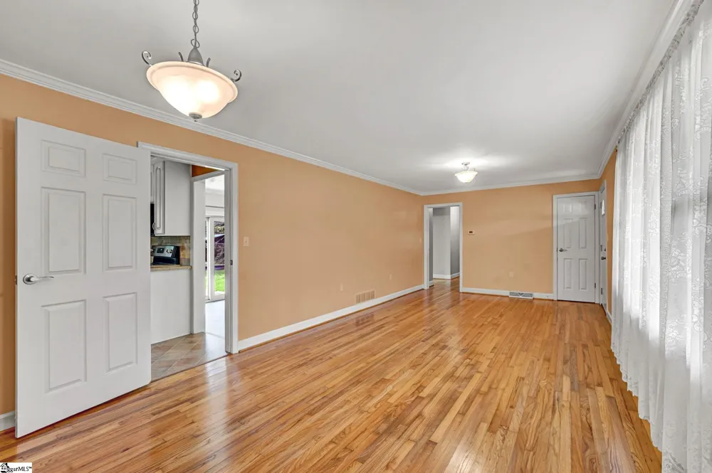 1173 Brook Road Clinton, SC 29325