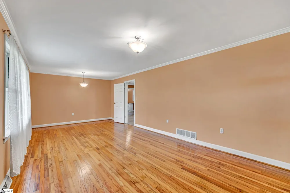 1173 Brook Road Clinton, SC 29325