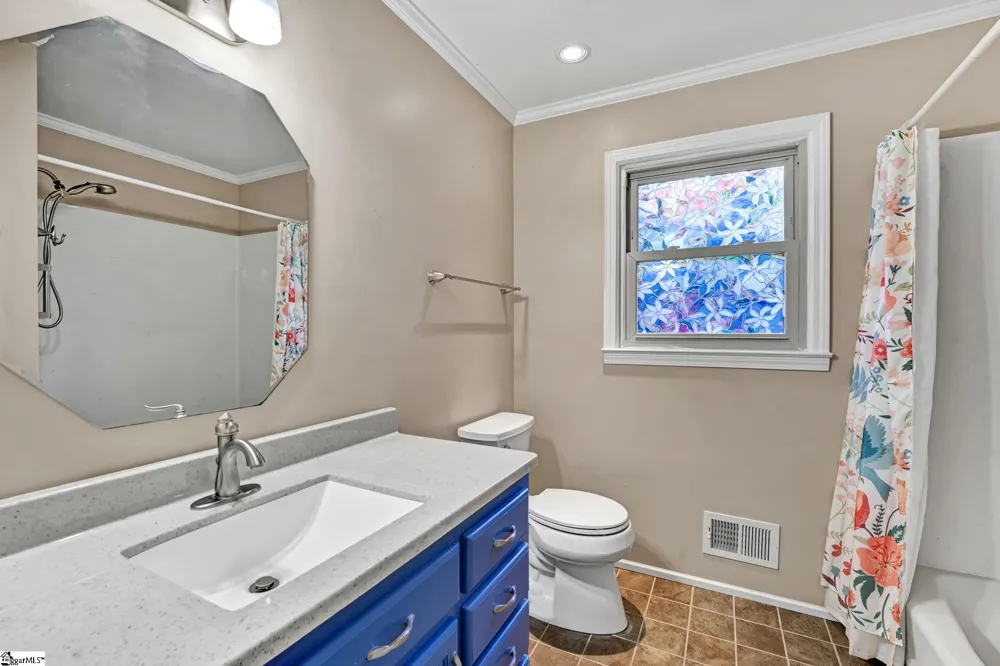 1173 Brook Road Clinton, SC 29325