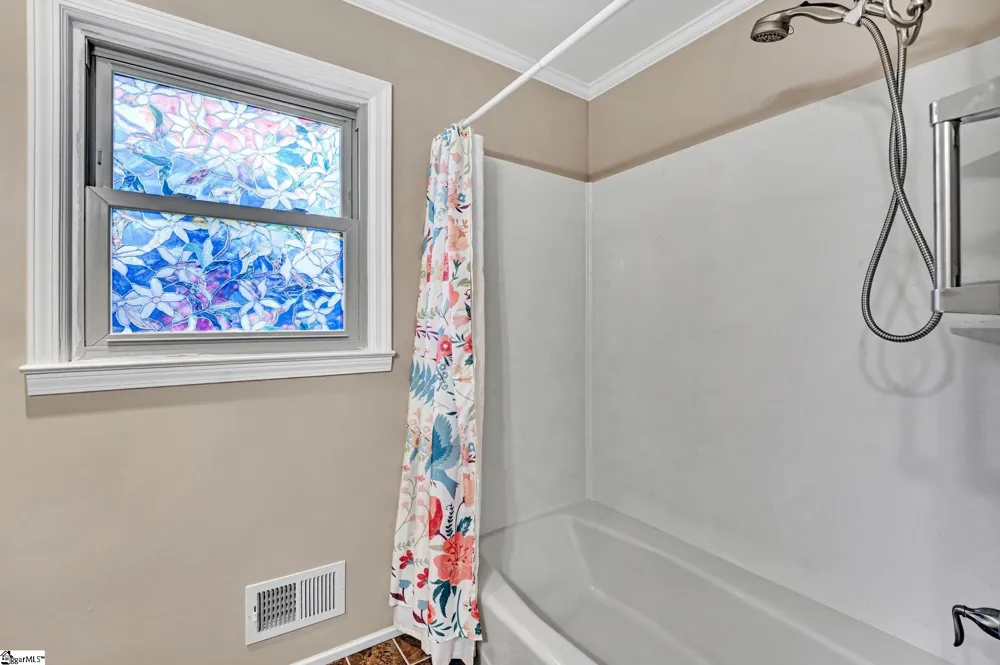 1173 Brook Road Clinton, SC 29325