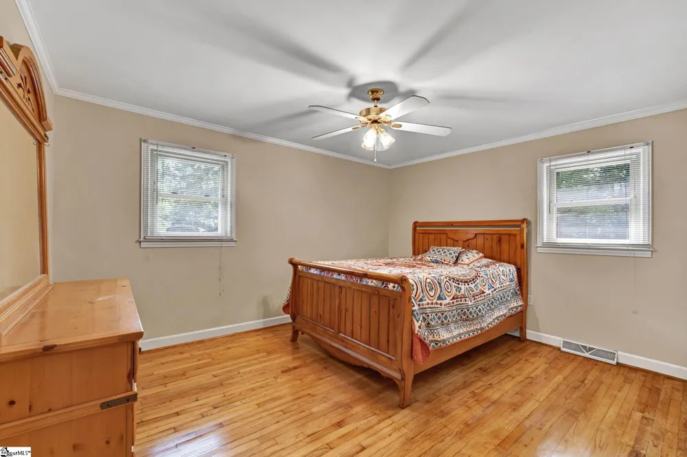 1173 Brook Road Clinton, SC 29325