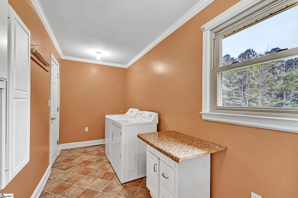 1173 Brook Road Clinton, SC 29325
