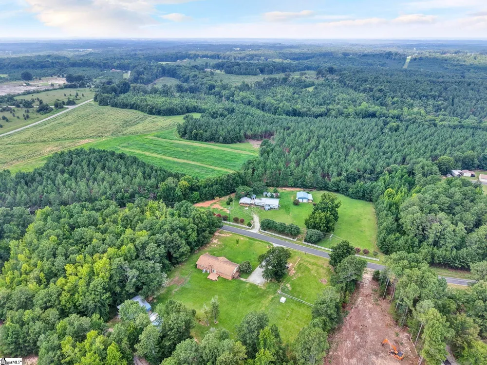 1173 Brook Road Clinton, SC 29325
