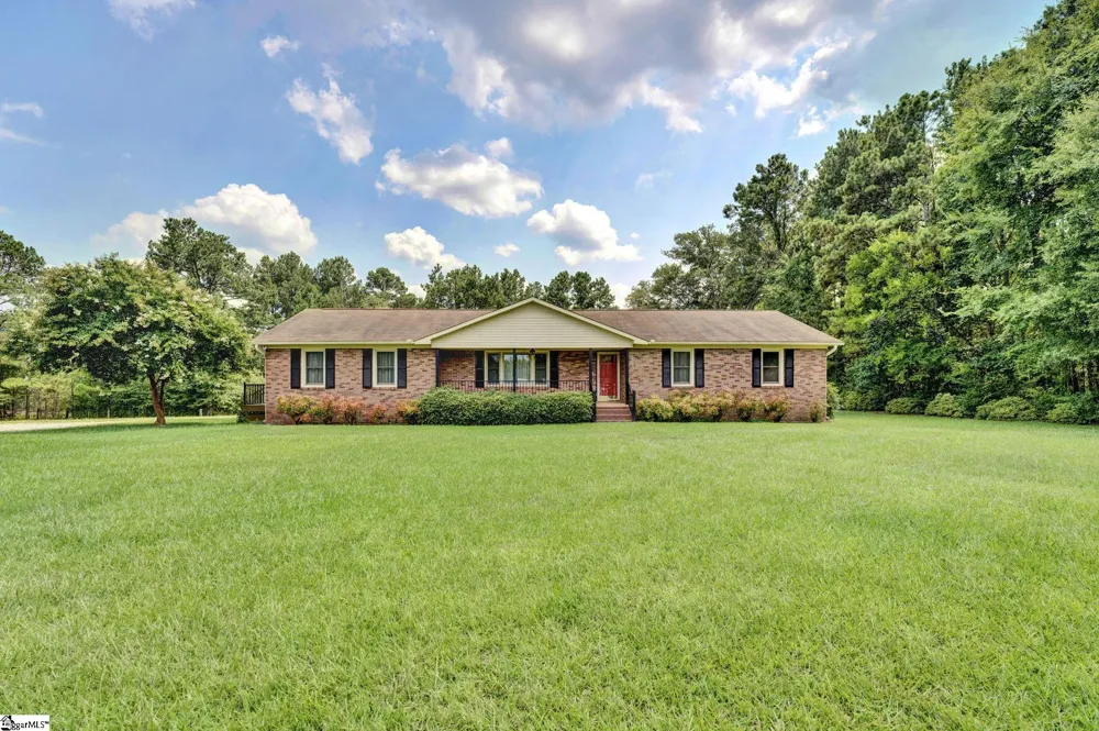 1173 Brook Road Clinton, SC 29325
