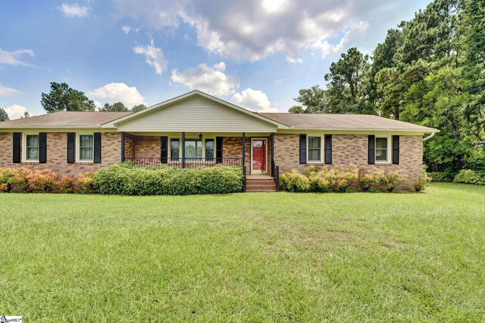 1173 Brook Road Clinton, SC 29325