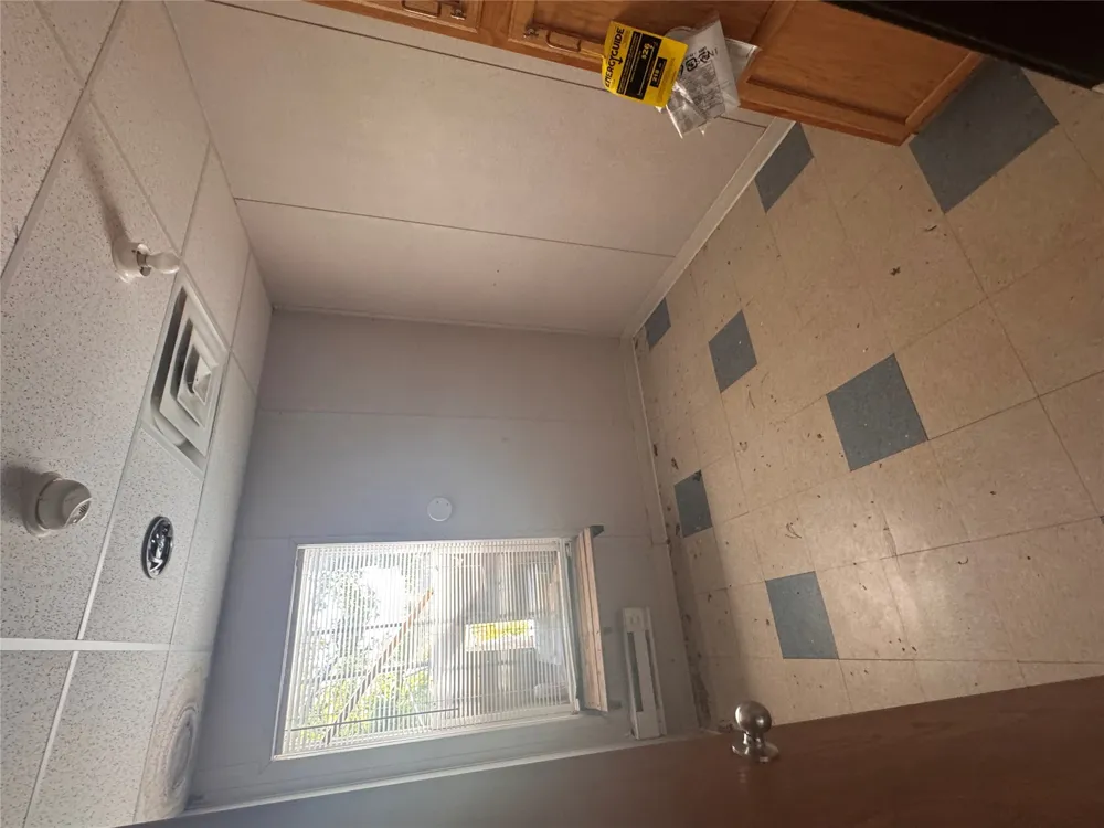 39981 Lloyd Lane Wister, OK 74966