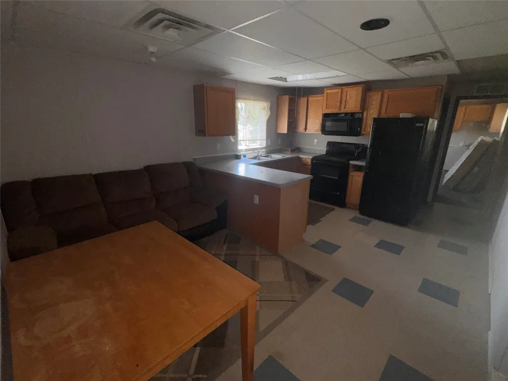 39981 Lloyd Lane Wister, OK 74966