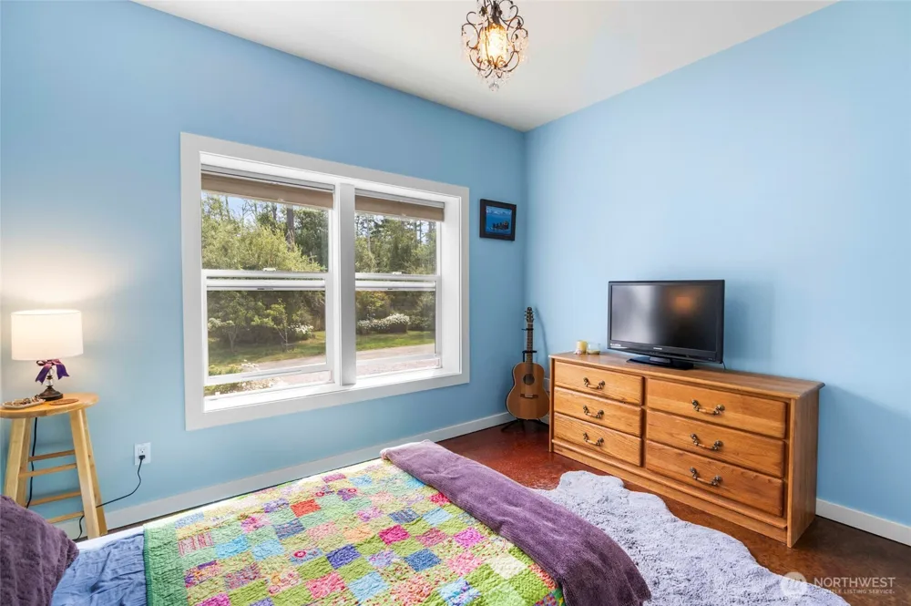 1325 Great Horned Owl Lane Oak Harbor, WA 98277
