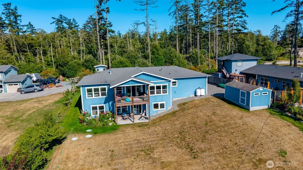 1325 Great Horned Owl Lane Oak Harbor, WA 98277
