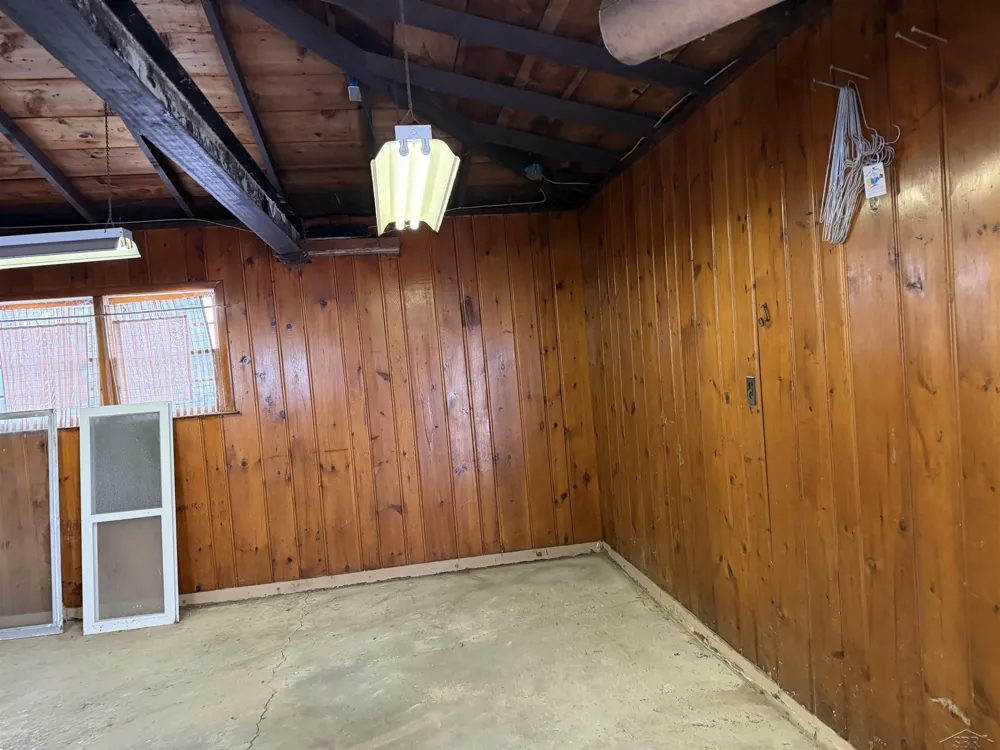 2609 S Outer Drive Drive Buena Vista Charter Township, MI 48601
