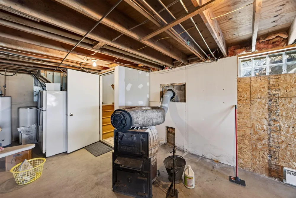 8758 Pike Street Mecosta, MI 49332