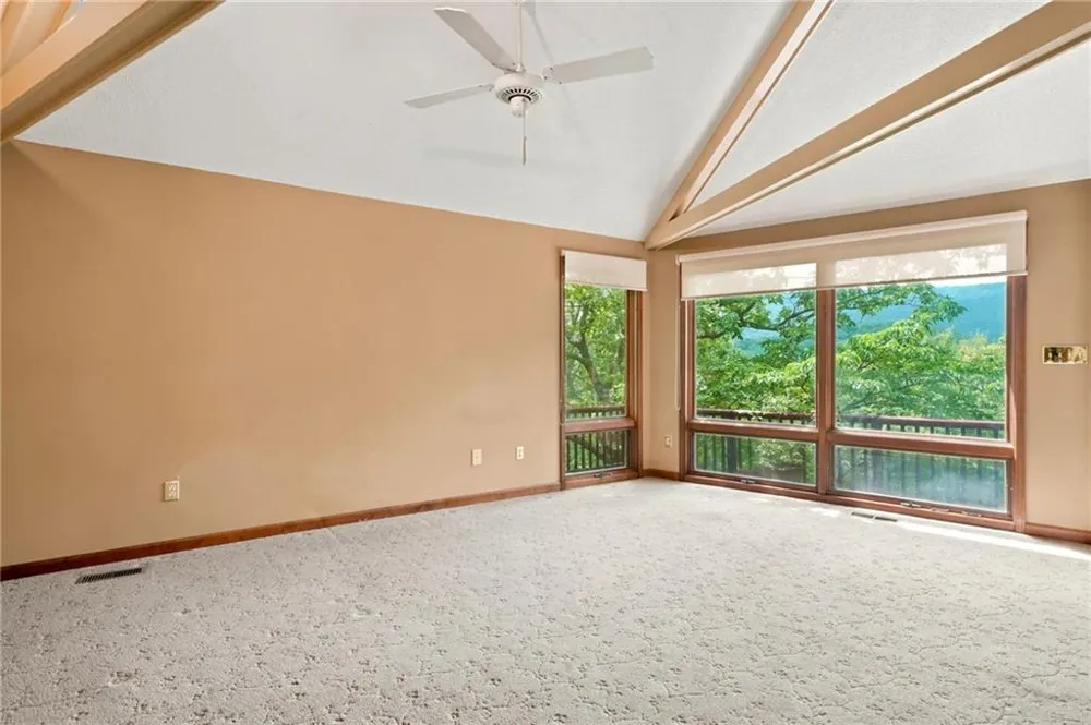 214 Ponderosa Lane Waleska, GA 30183