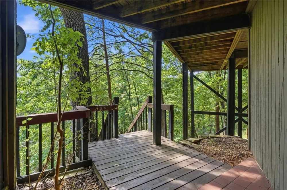 214 Ponderosa Lane Waleska, GA 30183
