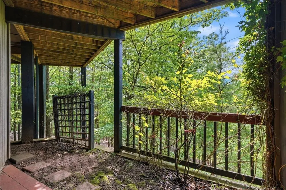 214 Ponderosa Lane Waleska, GA 30183