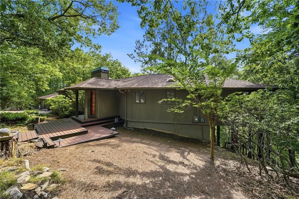 214 Ponderosa Lane Waleska, GA 30183