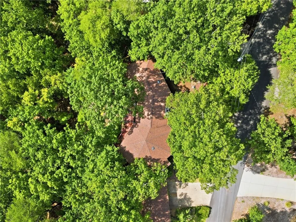214 Ponderosa Lane Waleska, GA 30183