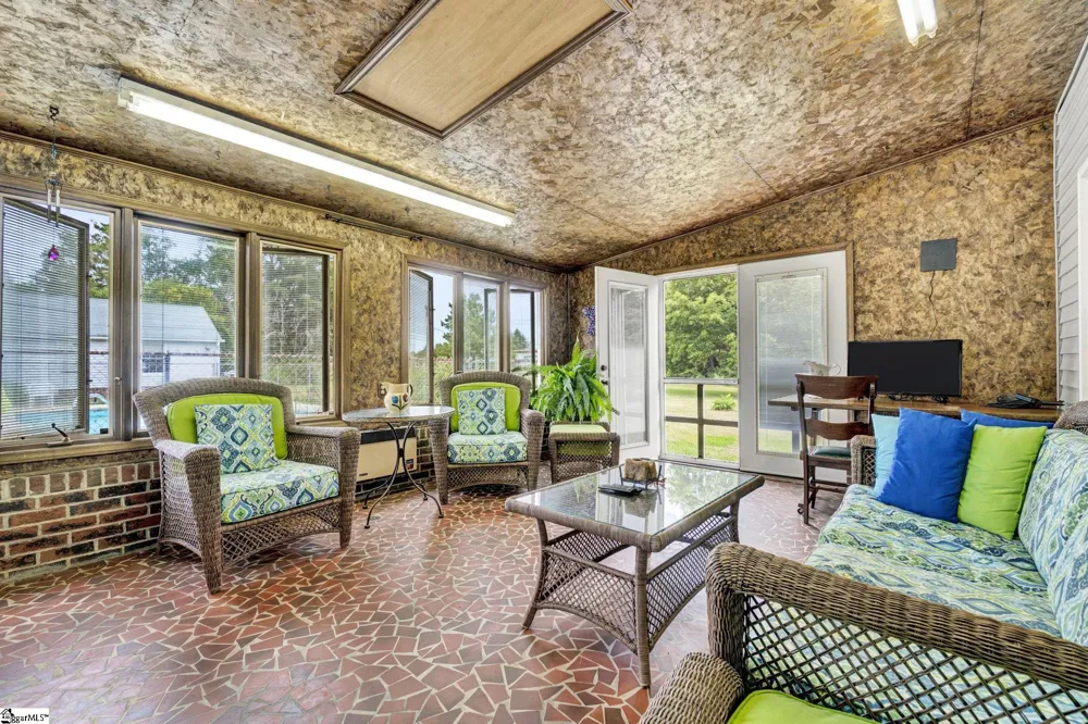 1154 Sandy Spring Road Laurens, SC 29360