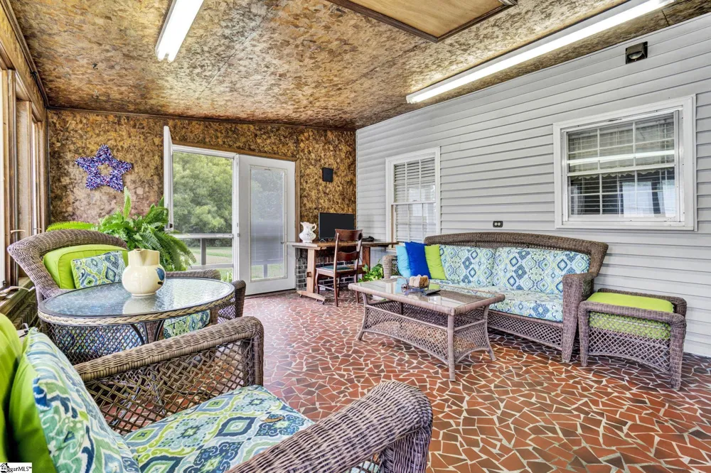 1154 Sandy Spring Road Laurens, SC 29360