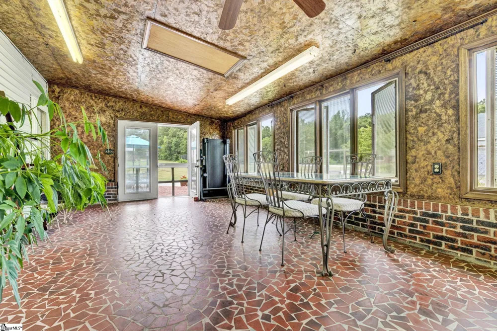 1154 Sandy Spring Road Laurens, SC 29360