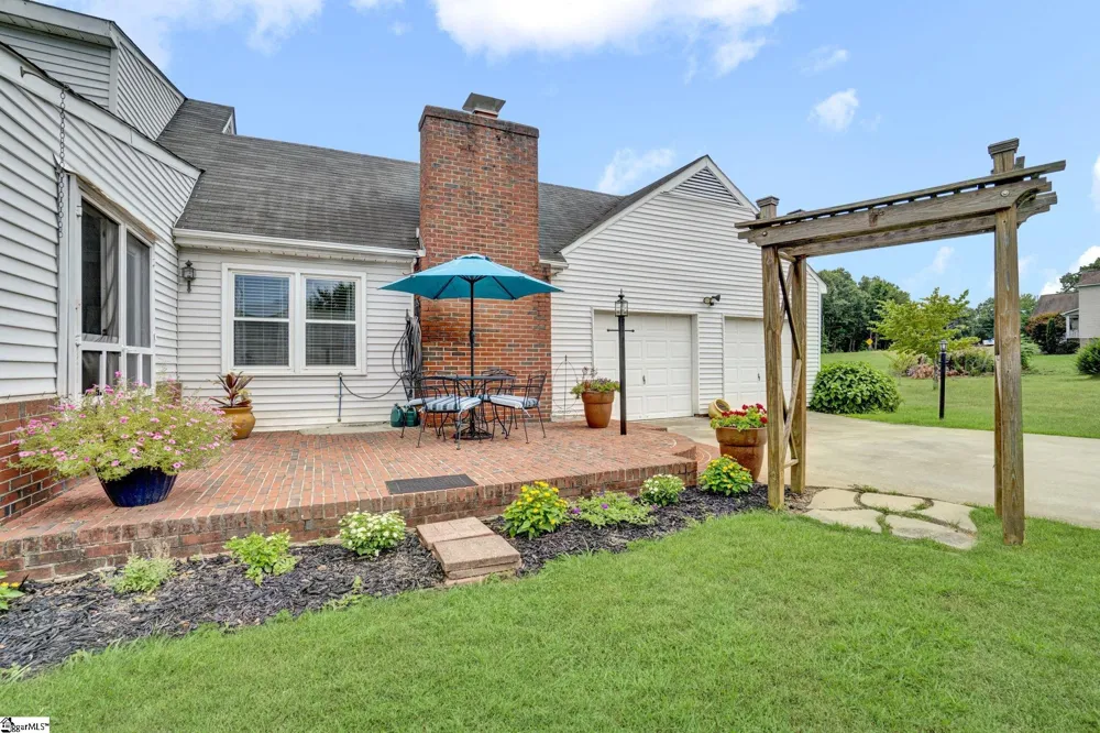1154 Sandy Spring Road Laurens, SC 29360