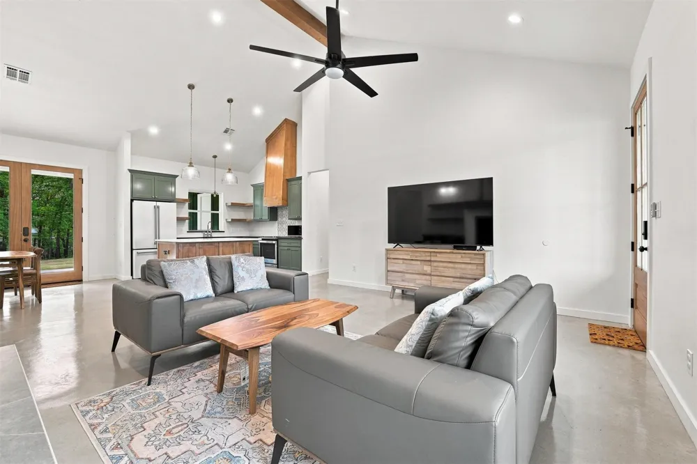 8587 Texoma Hills Kingston, OK 73439