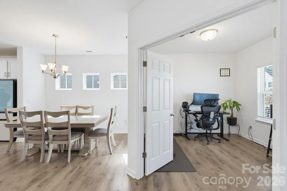 5016 Mooreland Oaks Way Mount Holly, NC 28120