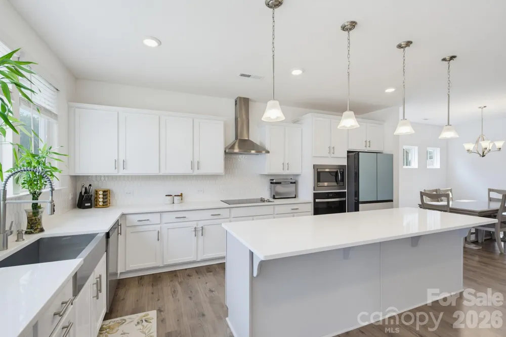 5016 Mooreland Oaks Way Mount Holly, NC 28120