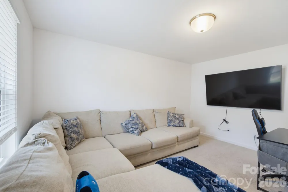 5016 Mooreland Oaks Way Mount Holly, NC 28120