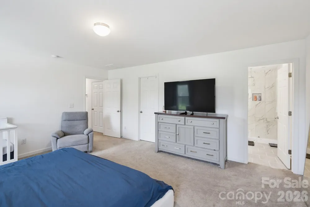 5016 Mooreland Oaks Way Mount Holly, NC 28120