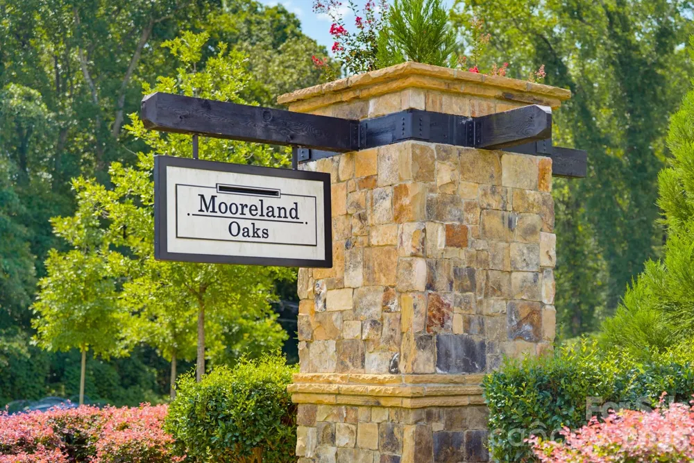 5016 Mooreland Oaks Way Mount Holly, NC 28120