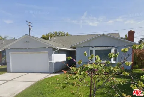 5215 Lillian Street