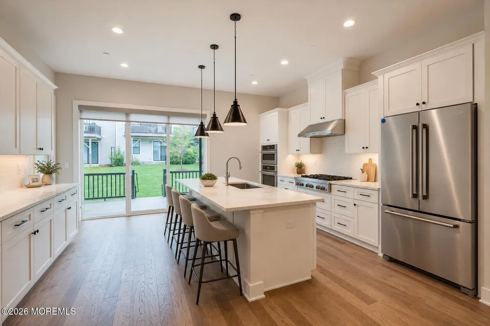 16 Valiant Court Middletown, NJ 07748