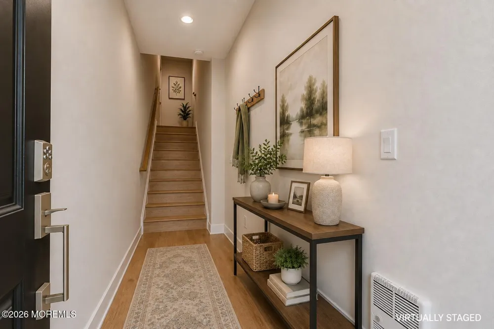16 Valiant Court Middletown, NJ 07748