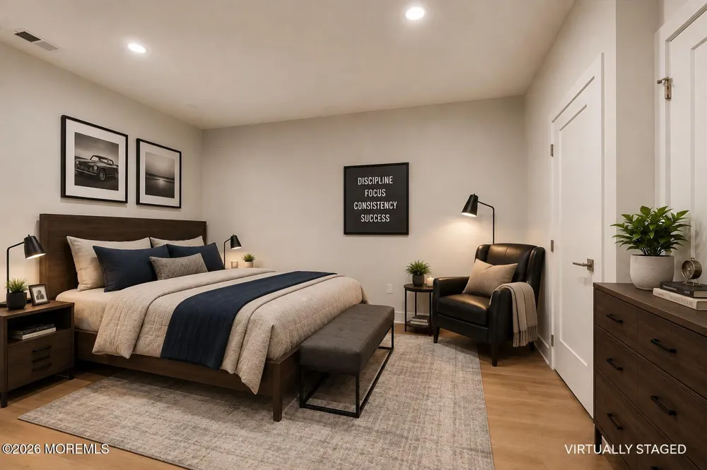 16 Valiant Court Middletown, NJ 07748