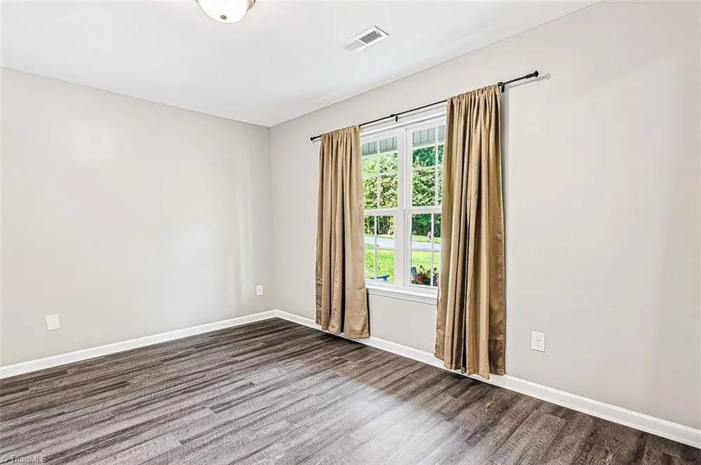 2964 Mimosa Court Randleman, NC 27317
