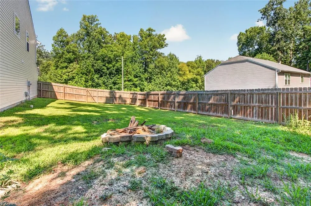 2964 Mimosa Court Randleman, NC 27317