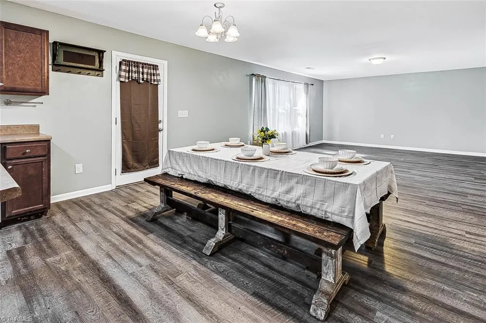 2964 Mimosa Court Randleman, NC 27317