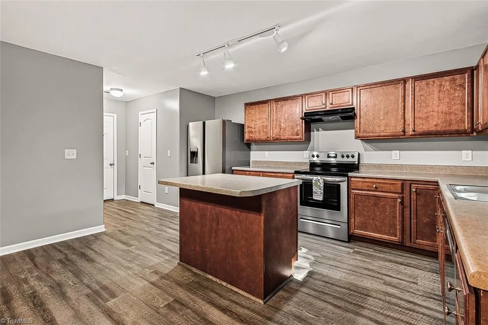 2964 Mimosa Court Randleman, NC 27317
