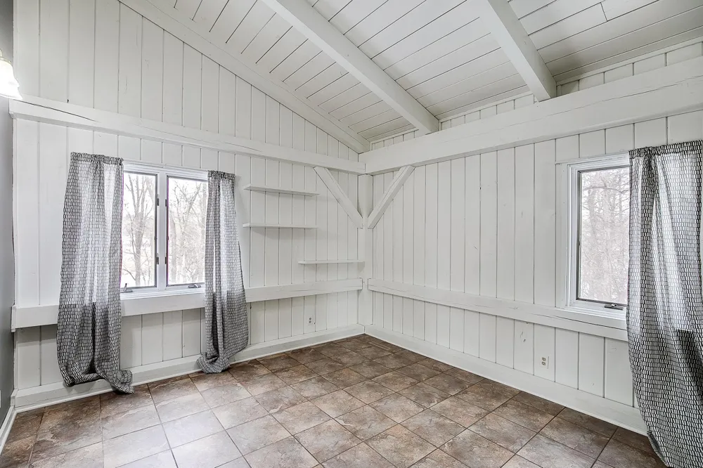 2730 Orchard Lane Excelsior, MN 55331