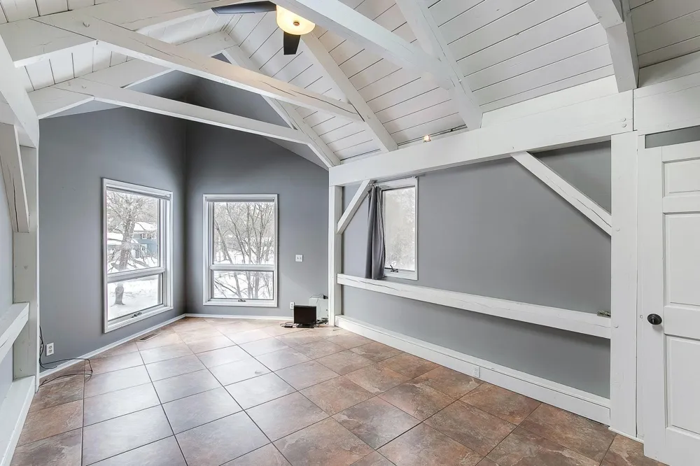 2730 Orchard Lane Excelsior, MN 55331