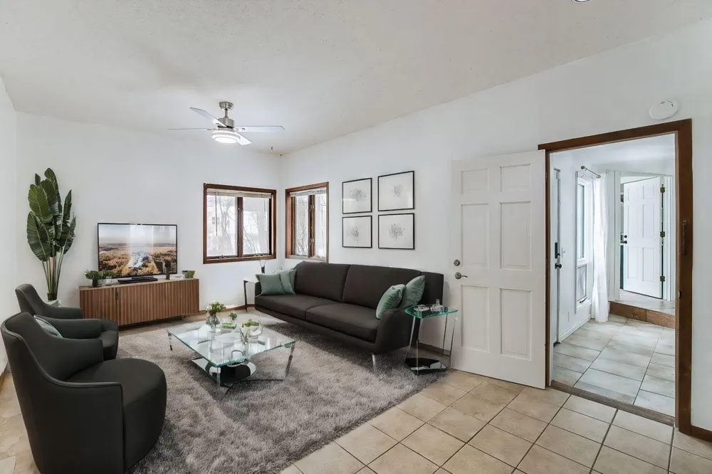 2730 Orchard Lane Excelsior, MN 55331