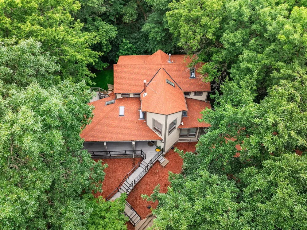 2730 Orchard Lane Excelsior, MN 55331