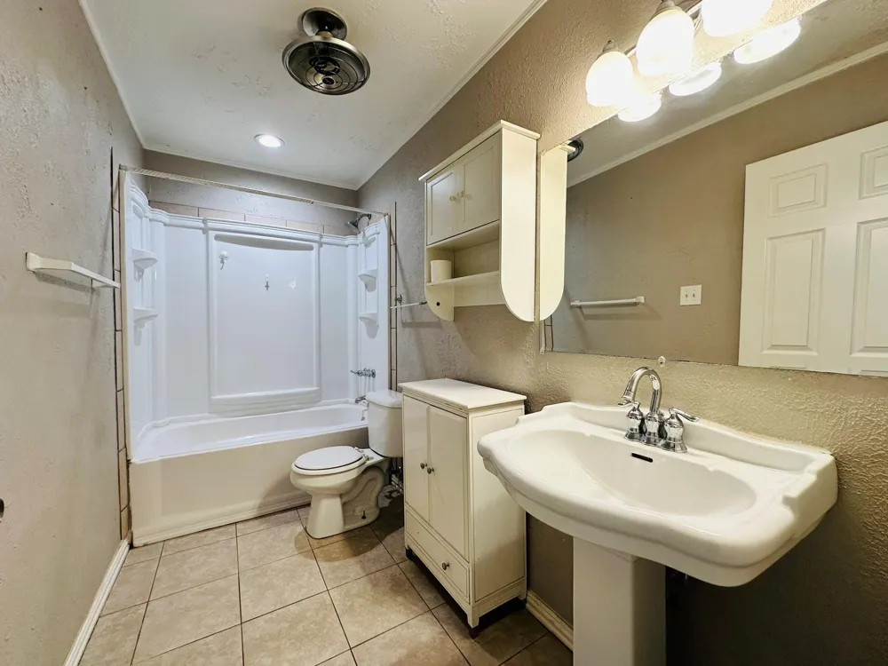 14255 Queens Chapel Road Farmers Branch, TX 75234