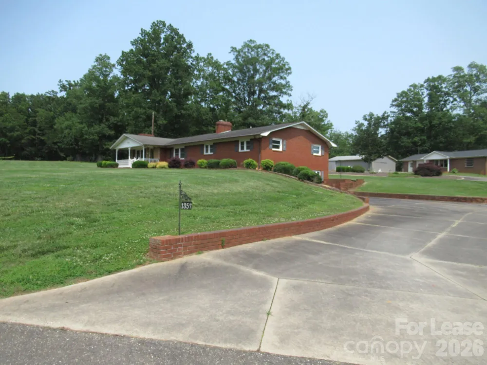1357 Beal Road Lincolnton, NC 28092