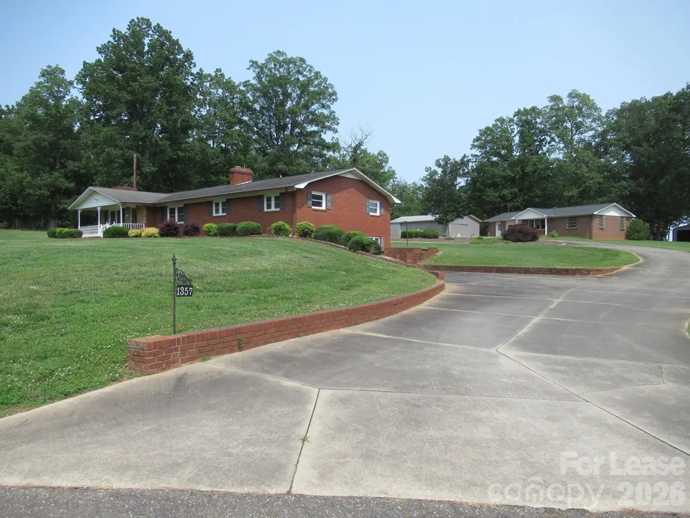 1357 Beal Road Lincolnton, NC 28092
